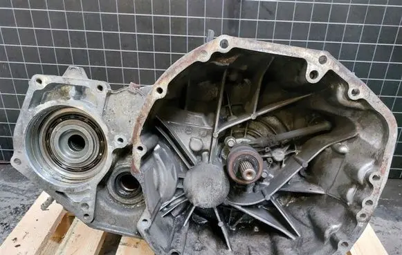 Renault Koleos I Manual 5 speed gearbox ND8001