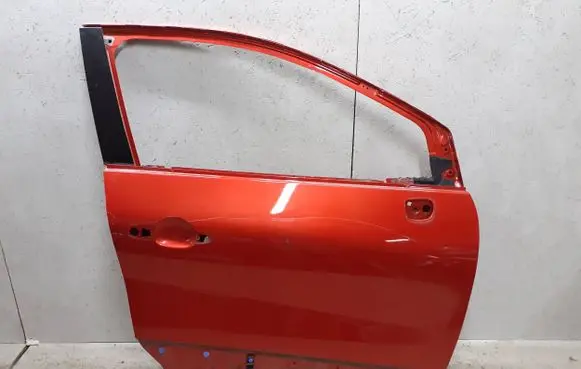 Renault Captur Front door