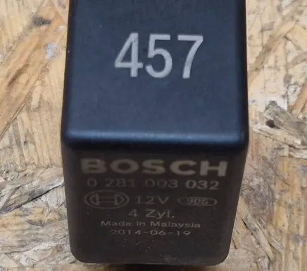 Audi A6 S6 C7 4G Glow plug pre-heat relay 0281003032 20140619