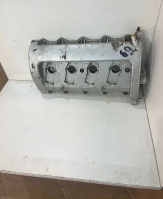 Audi A8 S8 D3 4E Rocker cam cover 077103476t