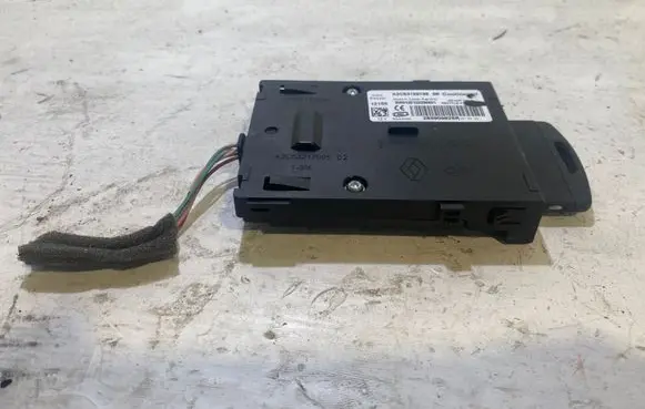 Renault Megane III Ignition key card reader 285909828R A2C53185186 3500432122250001
