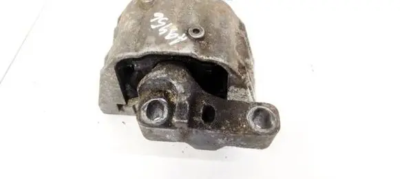 Skoda Octavia Mk1 (1U) Engine mount bracket 1J0199262BF