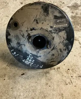 Peugeot 206 Brake booster 9661918280 03775261324