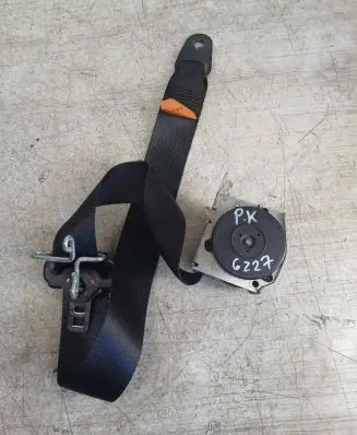 Ford Focus C-MAX Front seatbelt 3M51R61294AD 601704600