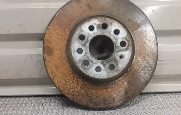 Volkswagen PASSAT B6 Front brake disc 