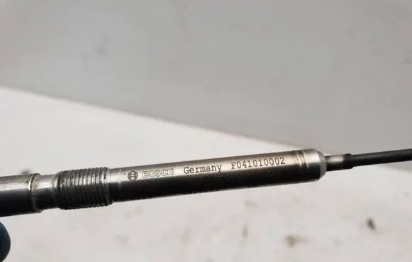 BMW 2 F22 F23 Glow plug 8518215