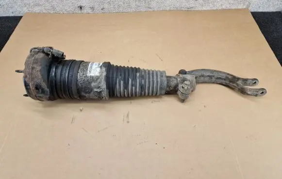 Audi A8 S8 D4 4H Front air suspension shock absorber 4H0616039T