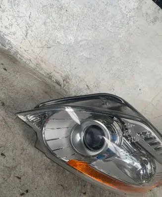 Ford Kuga I Headlight/headlamp