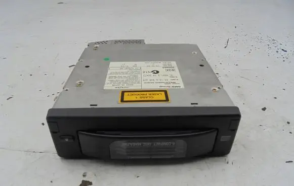 CD/DVD changer