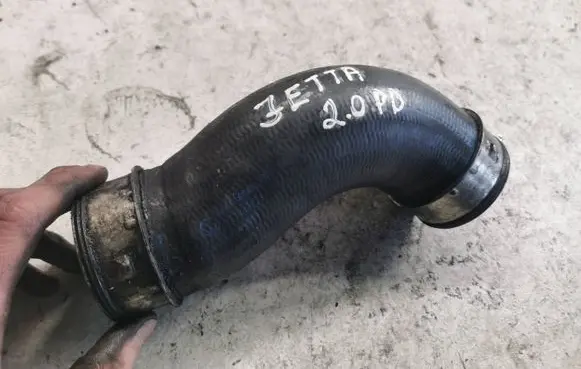 Volkswagen Jetta V Intercooler hose/pipe 1k0145838d