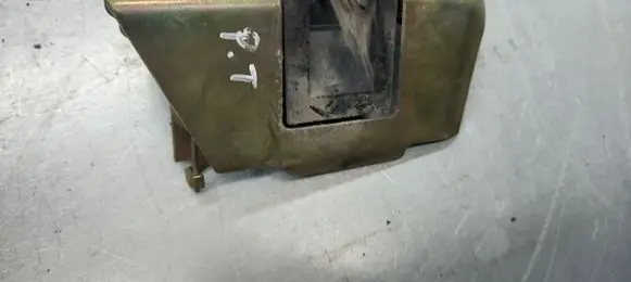 Peugeot Partner Rear door lock