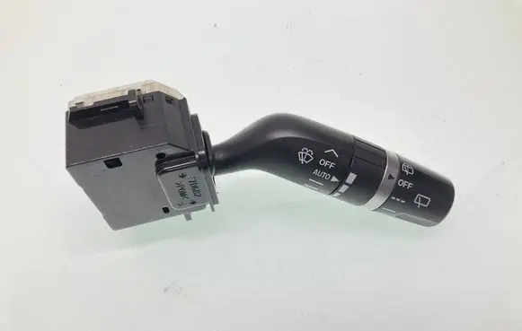 Mazda 3 I Wiper control stalk 17D682