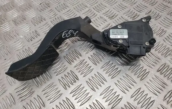 Audi A6 S6 C5 4B Accelerator throttle pedal 8D1721523F
