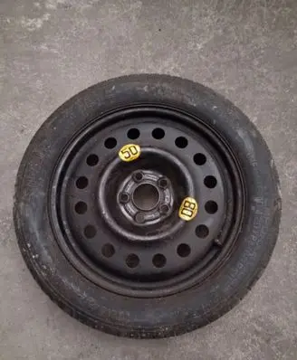 Ford Galaxy R17 spare wheel T15570R17