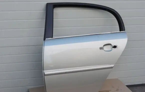 Opel Vectra C Rear door 13140141 9178735