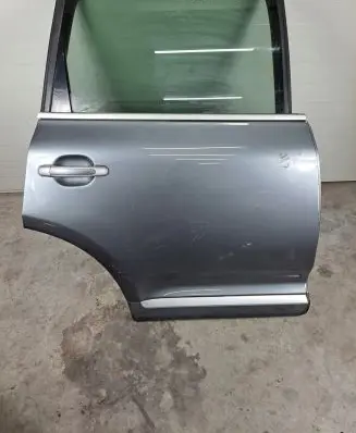 Porsche Cayenne (9PA) Rear door