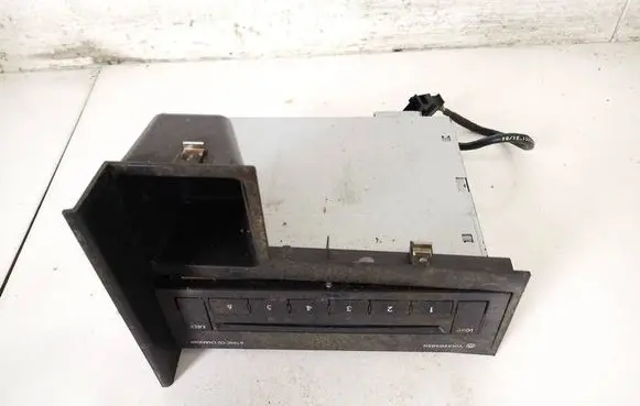 CD/DVD changer