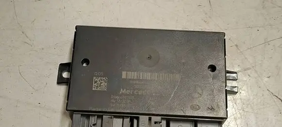 Mercedes-Benz GLE (W166 - C292) Tow bar trailer control unit/module A1669004417