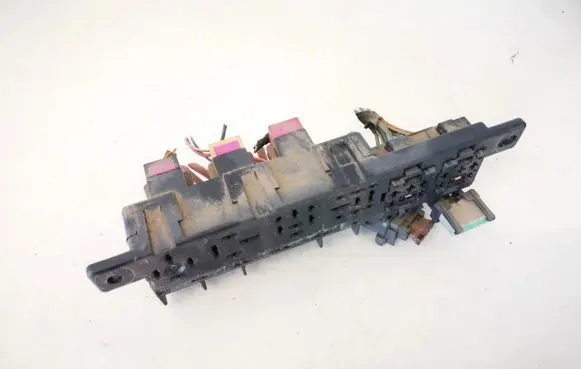 Skoda Octavia Mk1 (1U) Fuse box set 8l0941822