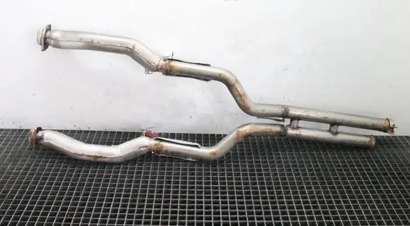 Aston Martin Vantage IV Muffler/silencer 