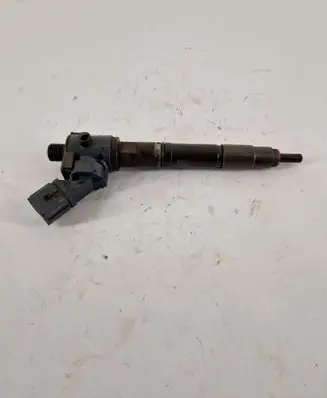 Volvo V40 Fuel injector VEA132370010CAA
