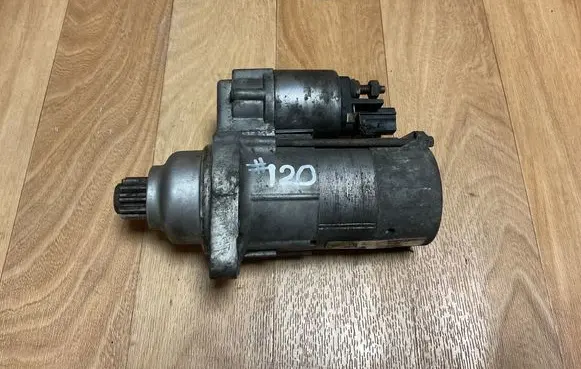 Volkswagen PASSAT B6 Starter motor 02E911023L