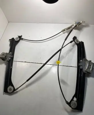 Mercedes-Benz CLK A209 C209 Front door electric window regulator