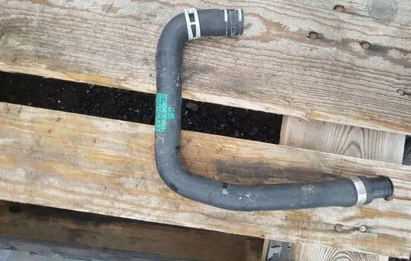 BMW X3 F25 Heater radiator pipe/hose 