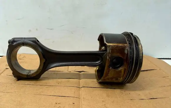 Mercedes-Benz CLK A209 C209 Piston with connecting rod A2710302317 2710302317 A2710306617
