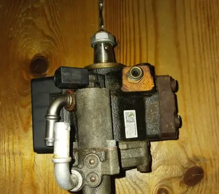 Seat Altea XL Fuel injection high pressure pump 03L130755AH 03L130755E