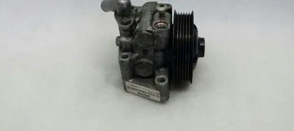 Jaguar XJ X350 Power steering pump 6R833A696BD C2C36768