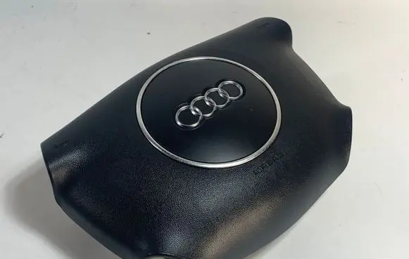 Audi A3 S3 8P Steering wheel airbag 8P0880201D