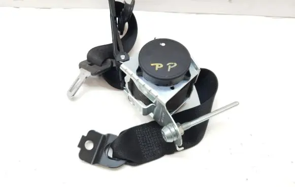 Opel Meriva A Front seatbelt 93335105