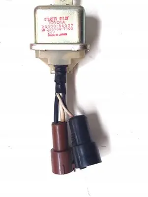 Toyota Land Cruiser (HDJ90) Fuse module 2830056020