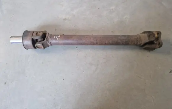 Mitsubishi L200 Front prop shaft 