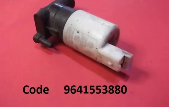 Renault Trafic I Windscreen/windshield washer pump 9641553880