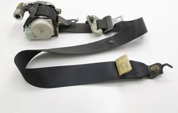 Mazda 5 Front seatbelt 0301444 E40434086