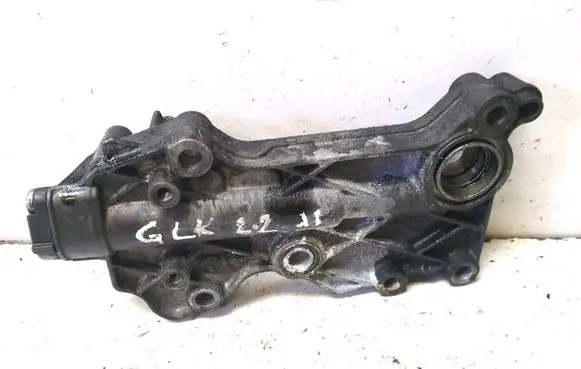 Mercedes-Benz GLK (X204) Oil filter mounting bracket 70362380