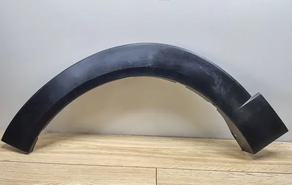 Mazda CX-30 Front arch trim DFR551W31