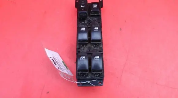 KIA Rio Electric window control switch 93570-1G250