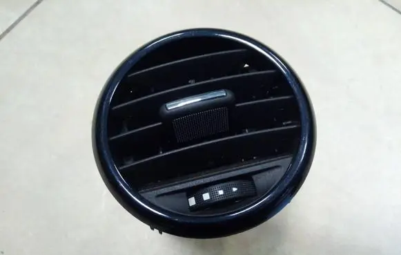 Opel Meriva B Dash center air vent grill 13262802 NE66755
