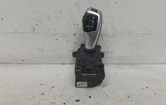 BMW 3 F30 F35 F31 Gear shifter/selector 9291517 10099672