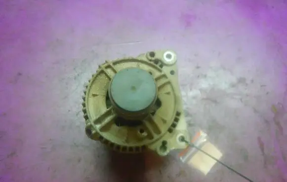 Ford Galaxy Generator/alternator 028903025S