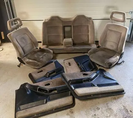Audi 80 90 B3 Interior set 893867305 893867306 893867106