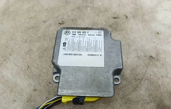 Skoda Roomster (5J) Airbag control unit/module 1C0909605F 5WK43131