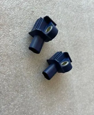 Mercedes-Benz C AMG W204 Airbag deployment crash/impact sensor A2128204926 5WK43572 2128204926