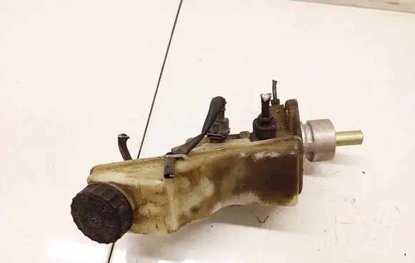 Toyota Avensis T250 Master brake cylinder 0204251172