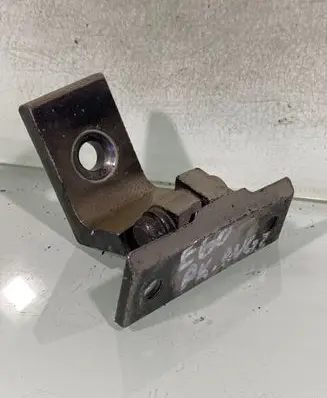 BMW 5 E60 E61 Front door upper hinge