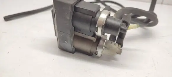 Audi A6 S6 C5 4B Turbo solenoid valve 059906629B 4252482