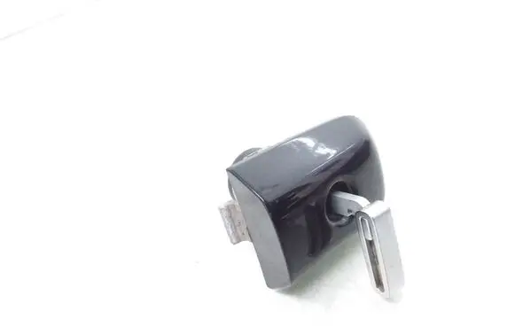 Volvo XC70 Front door lock (next to the handle) 